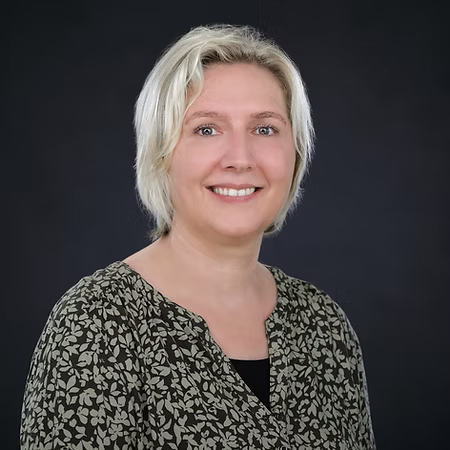 Portraitbild von Stephanie Rudolph